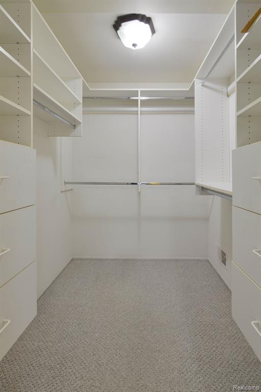 5762 DRAKE HOLLOW Drive W, West Bloomfield, MI — Photo 17