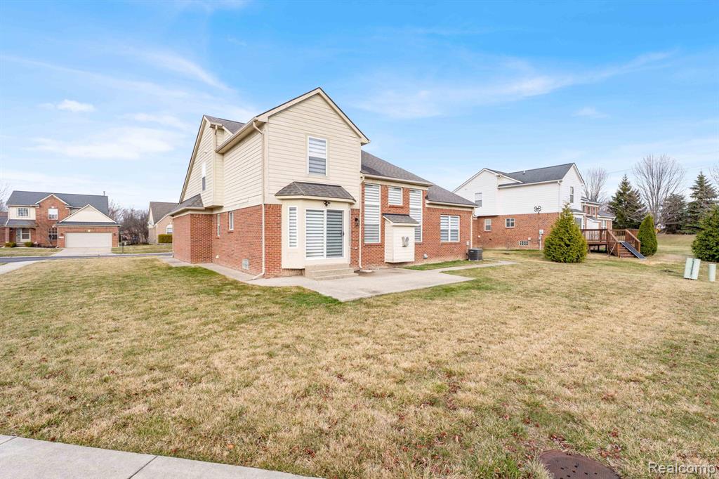 21196 Oak Ridge Drive, Clinton Twp, MI 48036 — Photo 53