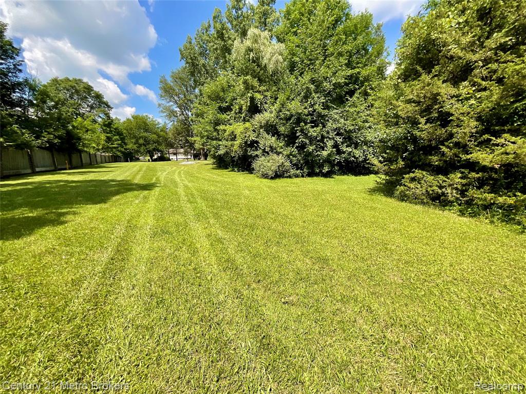 6010 N Seymour Road, Flushing, MI 48433 — Photo 6
