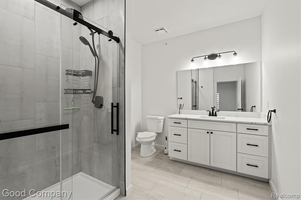 602 Pointe Drive, Walled Lake, MI 48390 — Photo 16