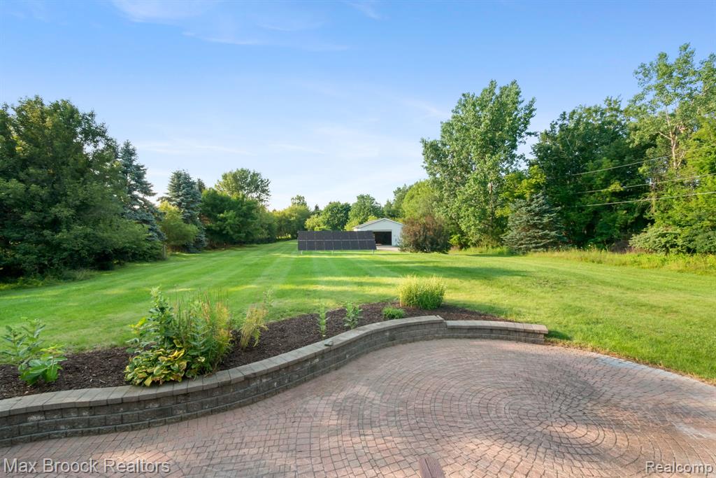 2165 Oakwood Road, Ortonville, MI 48462 — Photo 44