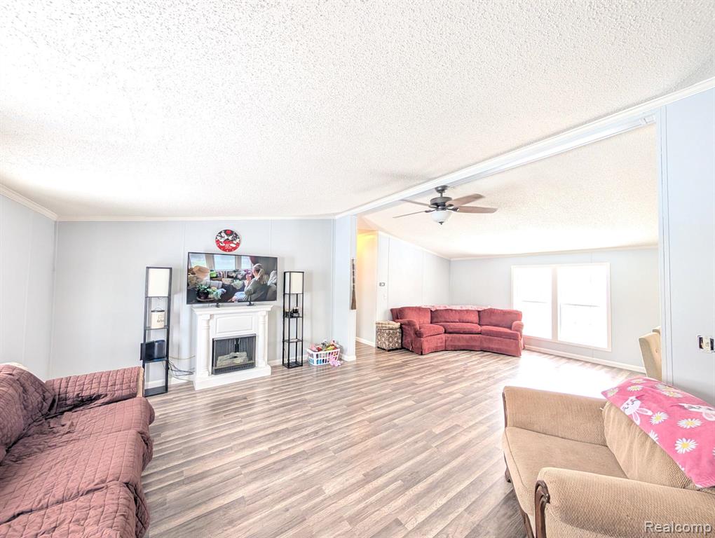 11362 N Lake Drive, Fenton, MI 48430 — Photo 4