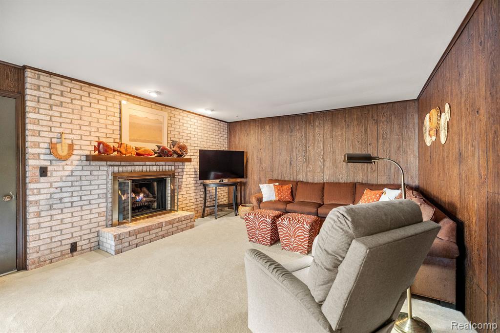 4237 SAWGRASS Drive, Bloomfield Hills, MI 48302 — Photo 22