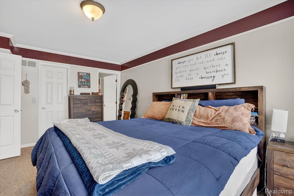 8051 Rose Lane, Goodrich Vlg, MI — Photo 19