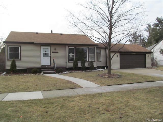 17189 FIVE POINTS Street, Redford, MI 48240