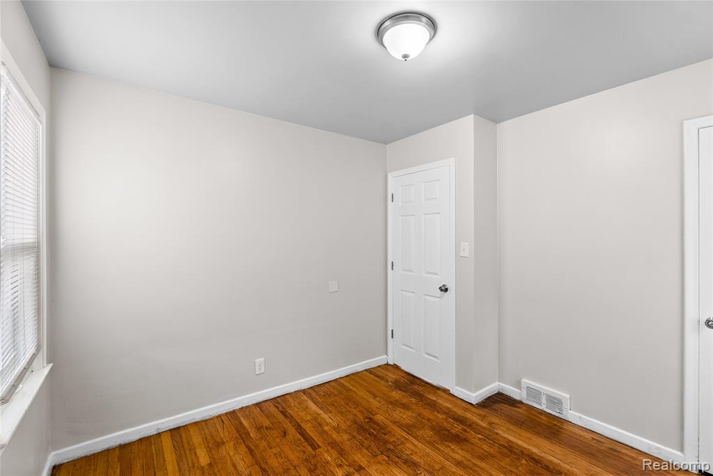 19957 Chapel Street, Detroit, MI 48219 — Photo 13