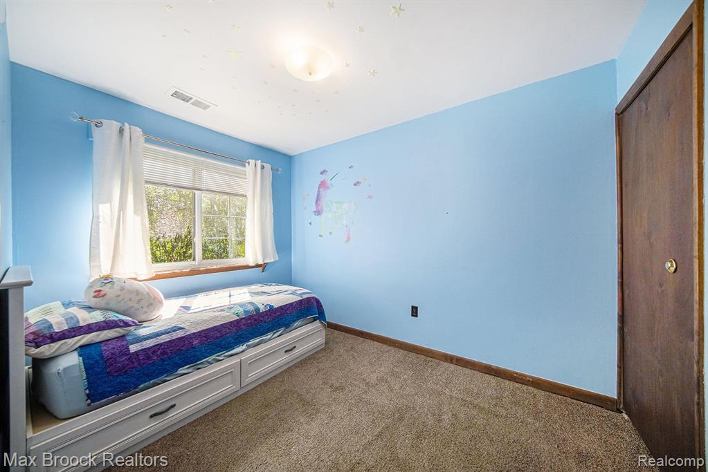 1719 KNOWLES Street, Ypsilanti, MI 48198 — Photo 11