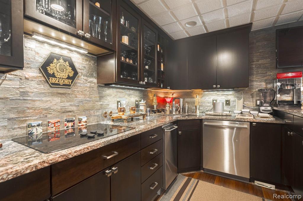 4425 ISLAND VIEW Drive, Waterford, MI 48328 — Photo 53