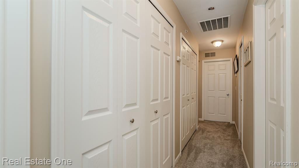 28209 Oakmonte Circle E, 60, New Hudson, MI 48165 — Photo 27