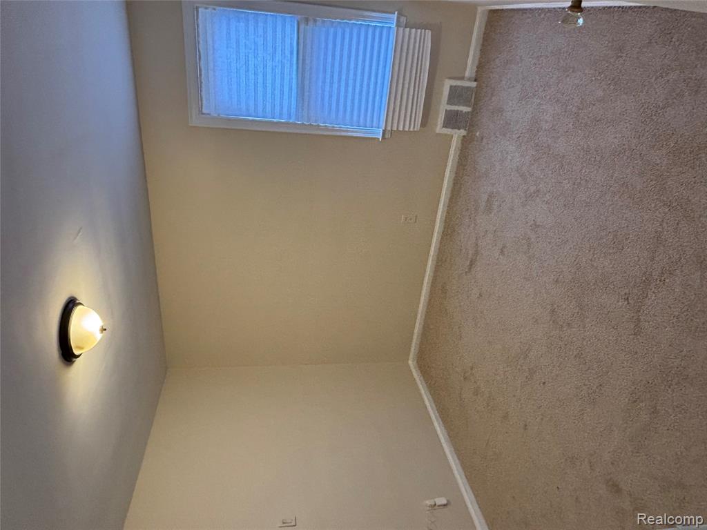 7637 Dacosta, Redford, MI 48239 — Photo 22
