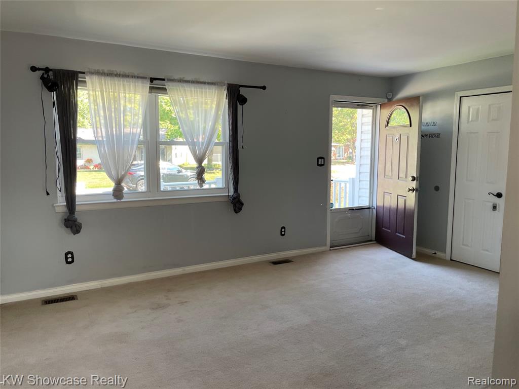 451 Gamma Road, Walled Lake, MI 48390 — Photo 7