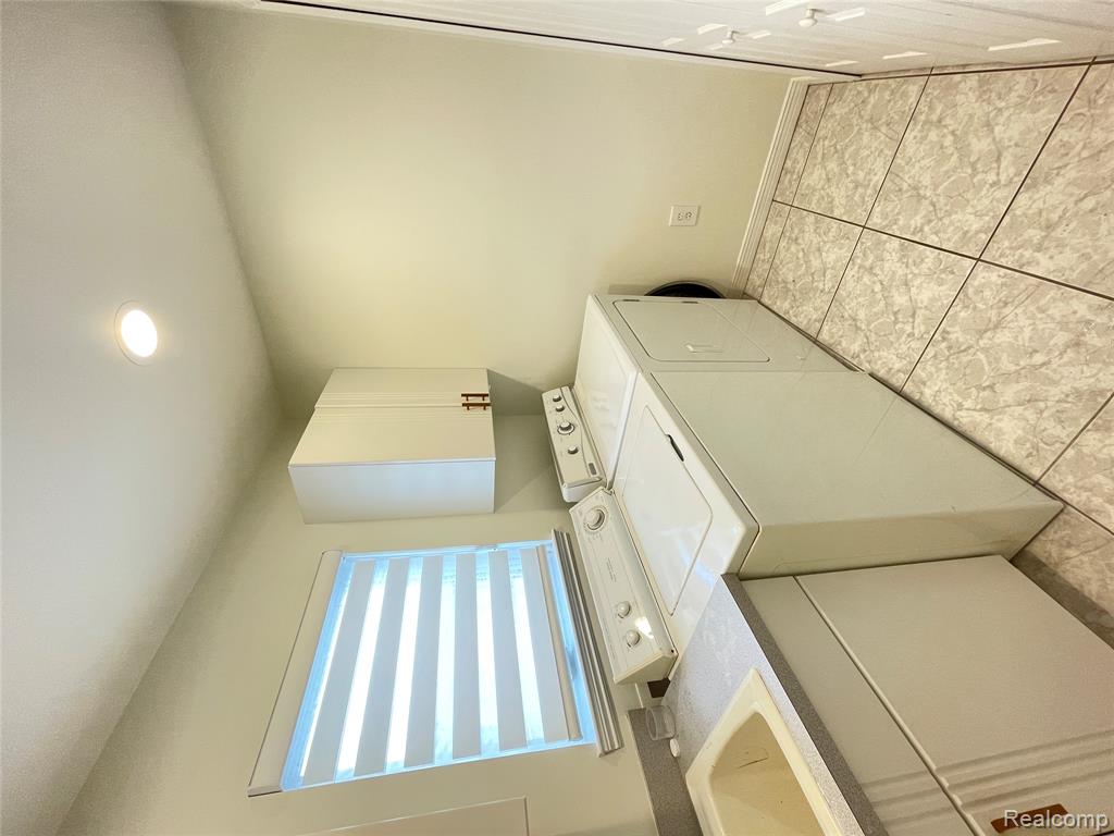 50531 Princeton Drive, Macomb, MI 48044 — Photo 57