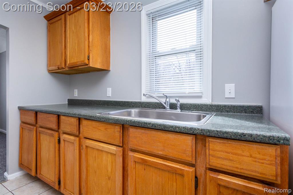 9712 Cherokee Street, Taylor, MI 48180 — Photo 10