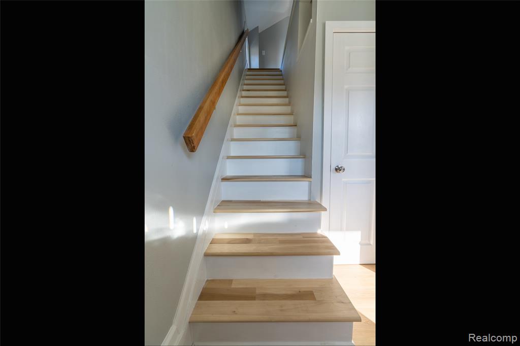 822 Saint Clair Street, Port Huron, MI 48060 — Photo 14