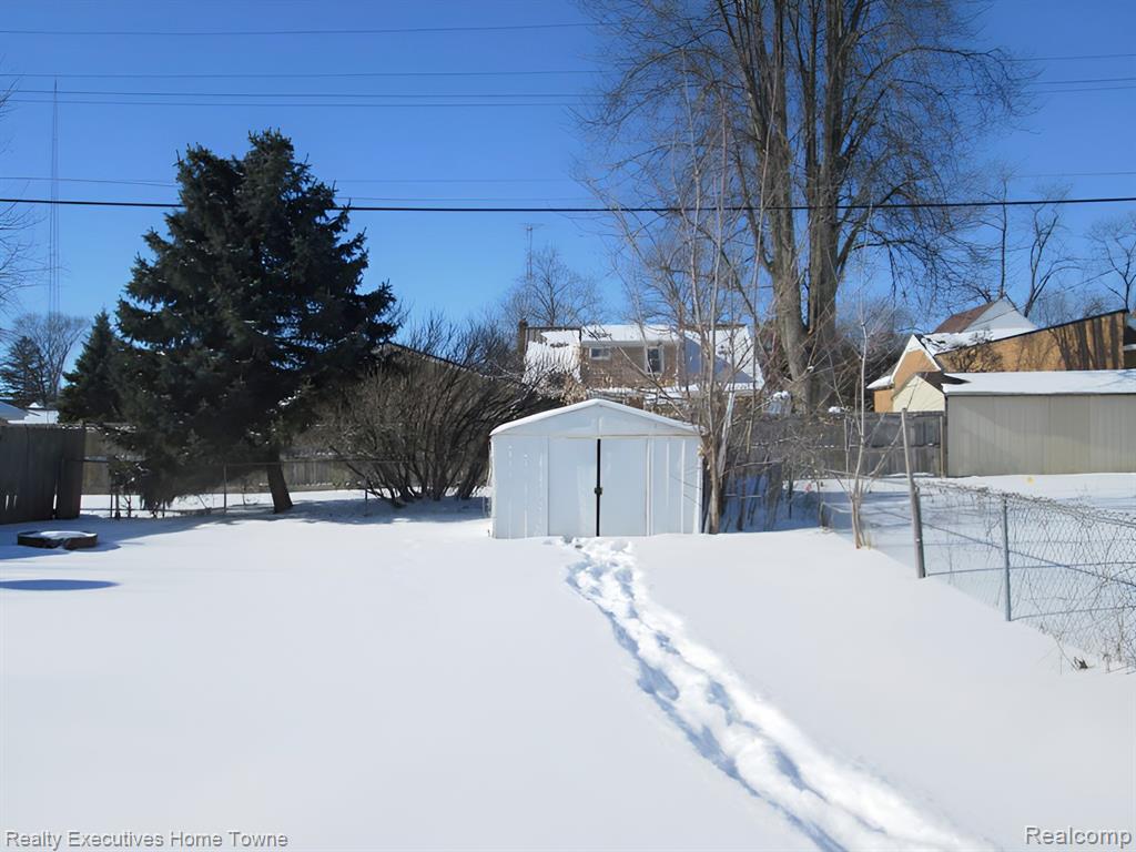 75 N Delaware Street, Sandusky, MI 48471 — Photo 3