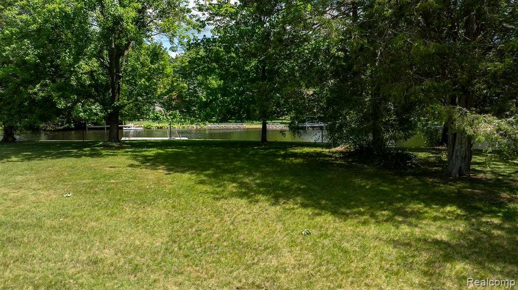 1165 Camelot Drive, Pinckney, MI 48169 — Photo 55