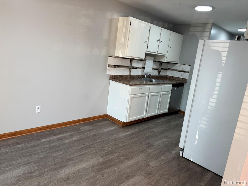 41029 SOUTHWIND Drive, Canton, MI 48188 — Photo 9