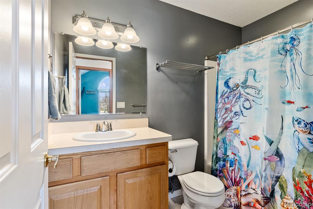 5166 CYPRESS Circle, Grand Blanc, MI 48439 — Photo 28
