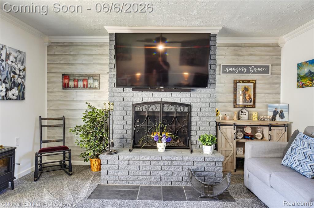 373 Tilmor Drive, Waterford, MI 48328 — Photo 28