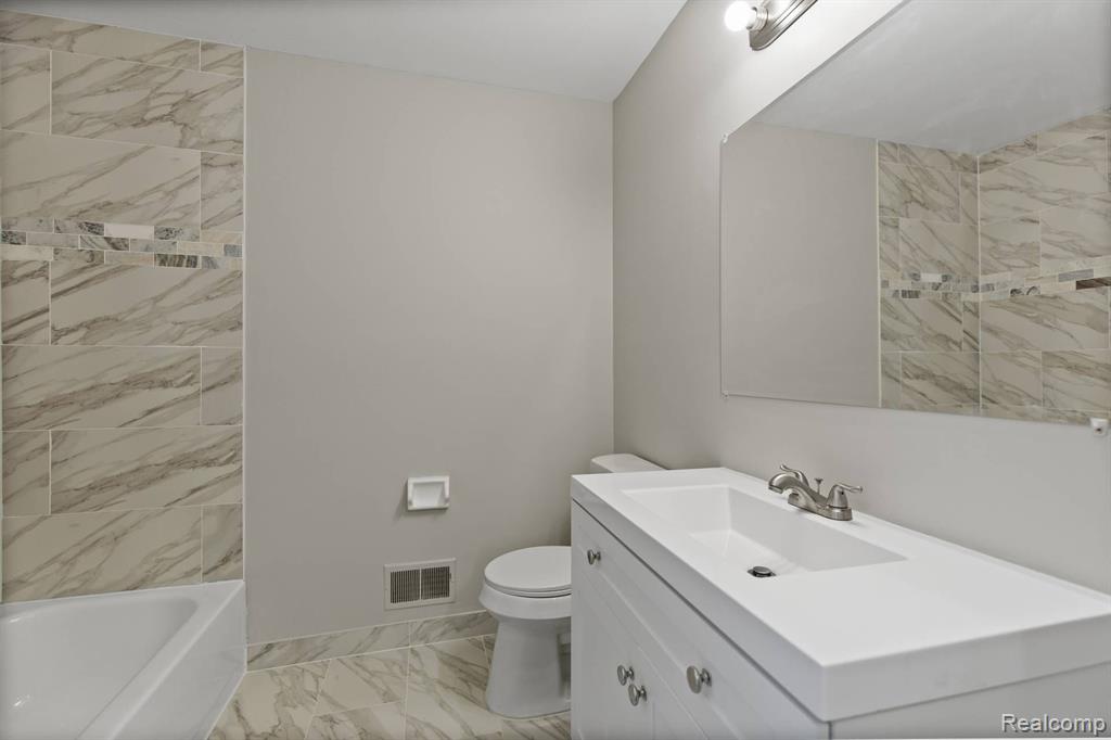 68405 ROSEWOOD Lane, Richmond, MI 48062 — Photo 13