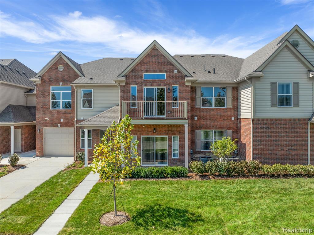 8298 Heywood Circle, Sterling Heights, MI 48312 — Photo 23
