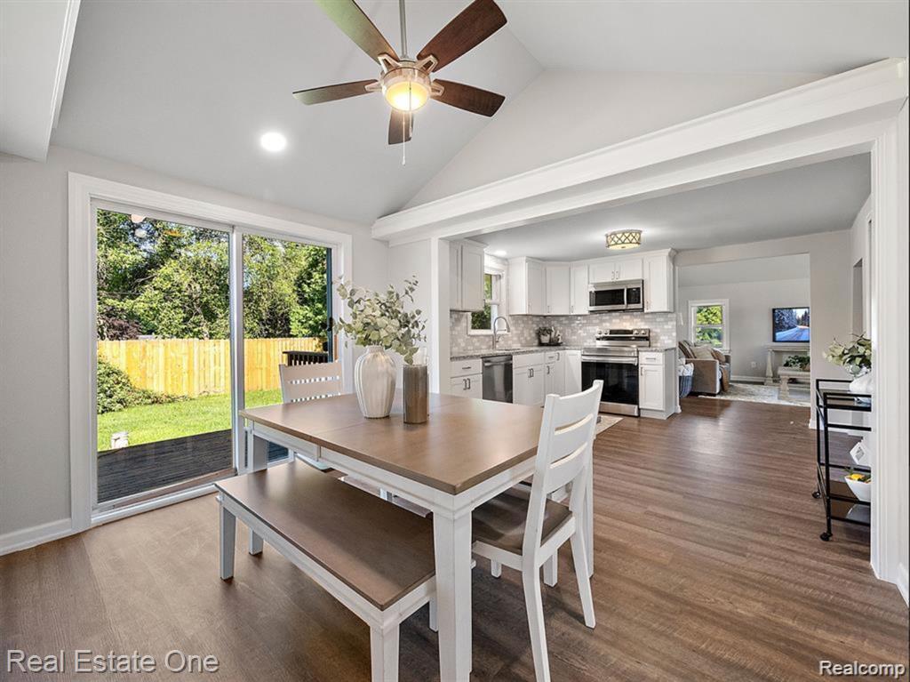 708 Birmingham Street, Lake Orion, MI 48362 — Photo 9