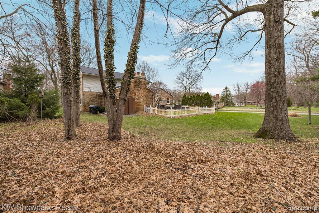 6144 Venice Drive, Commerce Twp, MI 48382 — Photo 88