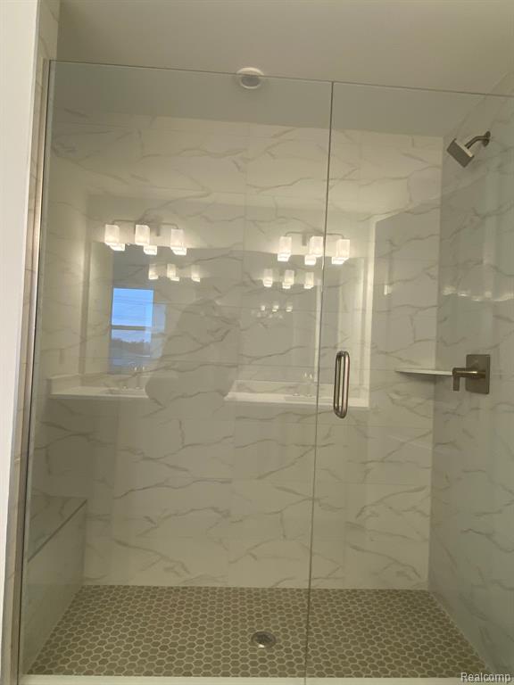 5564 HOBART, West Bloomfield, MI — Photo 31