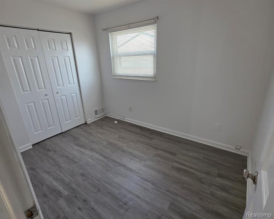 4937 Hazel Street, Dearborn Heights, MI 48125 — Photo 7