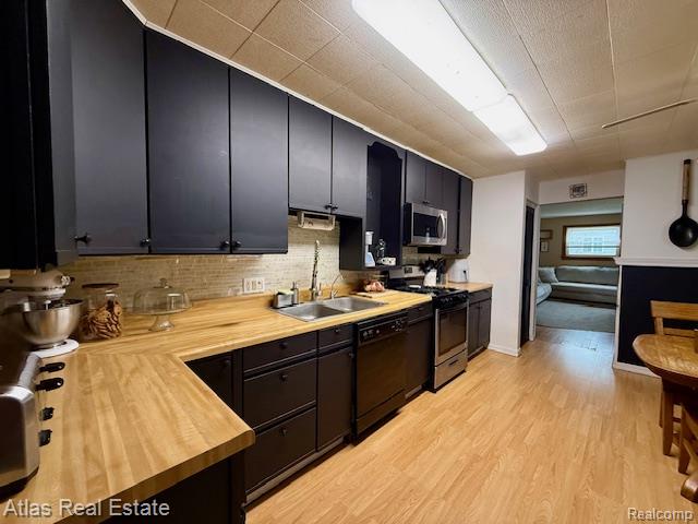 738 Richard Street, Vassar, MI 48768 — Photo 14