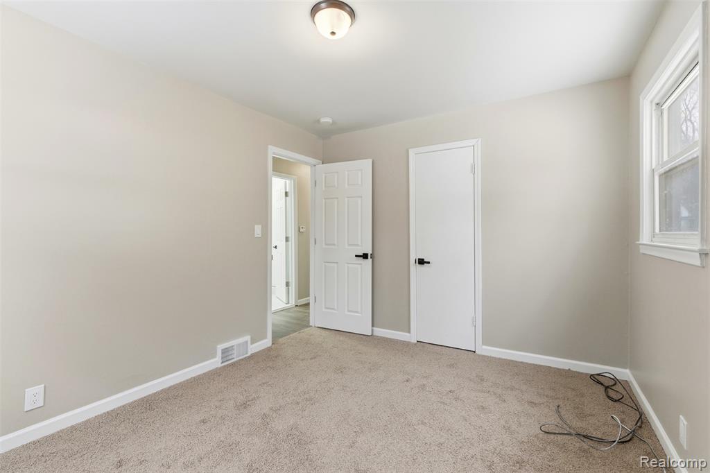 16221 Wormer Street, Detroit, MI 48219 — Photo 17