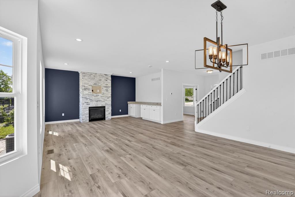8760 Barrington, Ypsilanti, MI 48198 — Photo 27