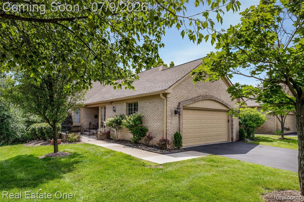 6273 Celeste Road, West Bloomfield, MI — Photo 47