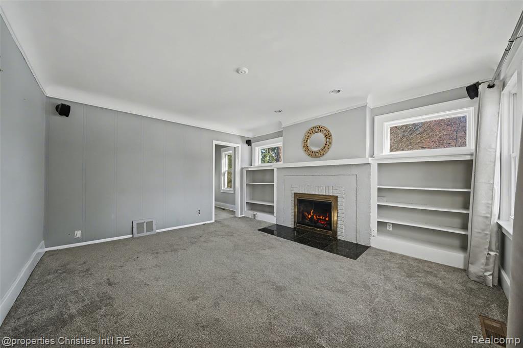 910 W Drayton Street, Ferndale, MI 48220 — Photo 9