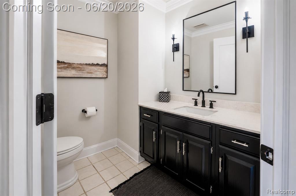 4413 Pinehurst Drive, West Bloomfield, MI — Photo 35