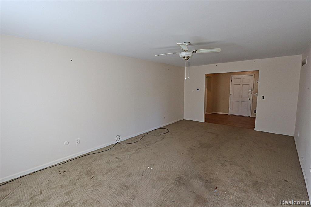 27654 E Echo Valley E Street, 232, Farmington Hills, MI 48334 — Photo 21