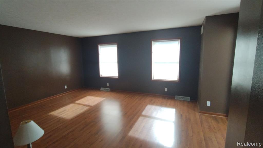 605 NADEAU Road, Monroe, MI 48162 — Photo 5