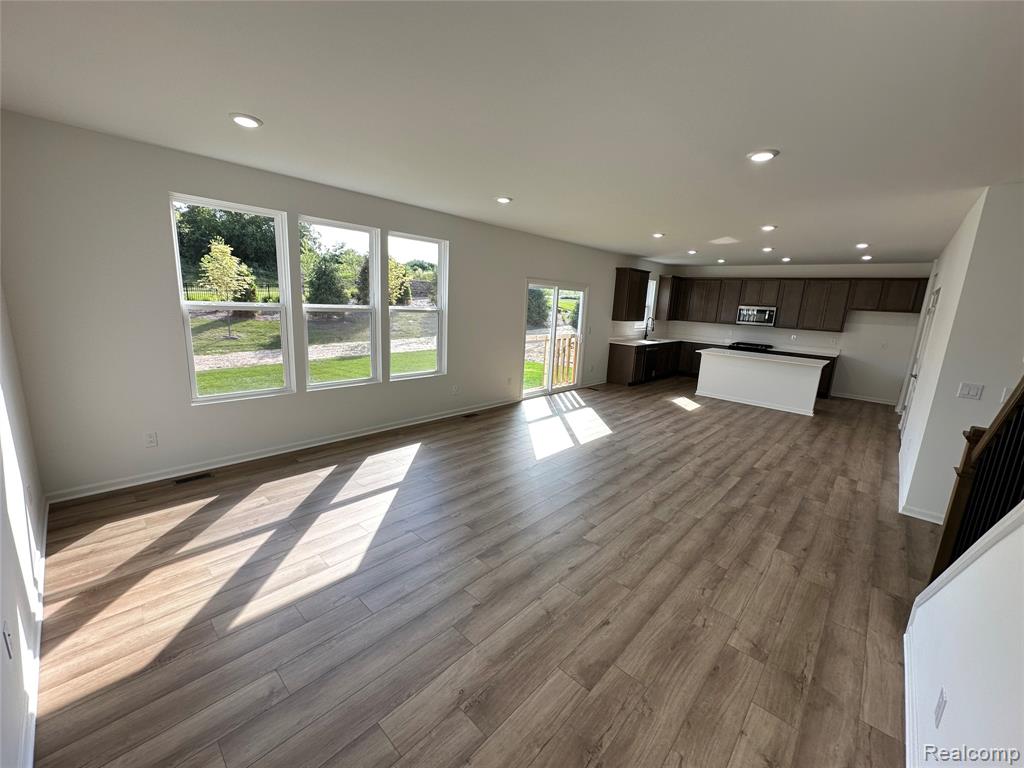 4881 Marquette Drive, Milford, MI 48381 — Photo 6