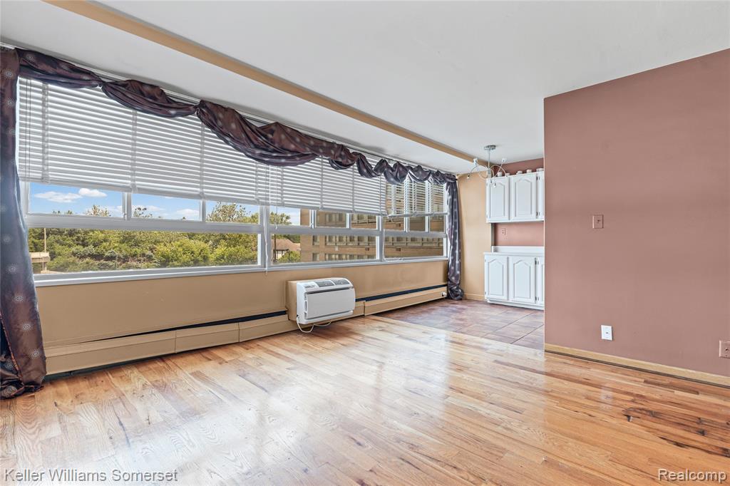 8900 Jefferson Avenue, 204, Detroit, MI 48214 — Photo 20