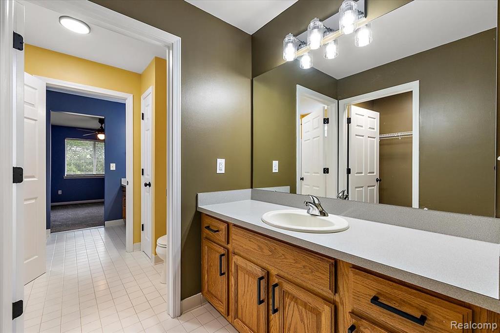 5390 Plantation Drive, Commerce Twp, MI 48382 — Photo 54
