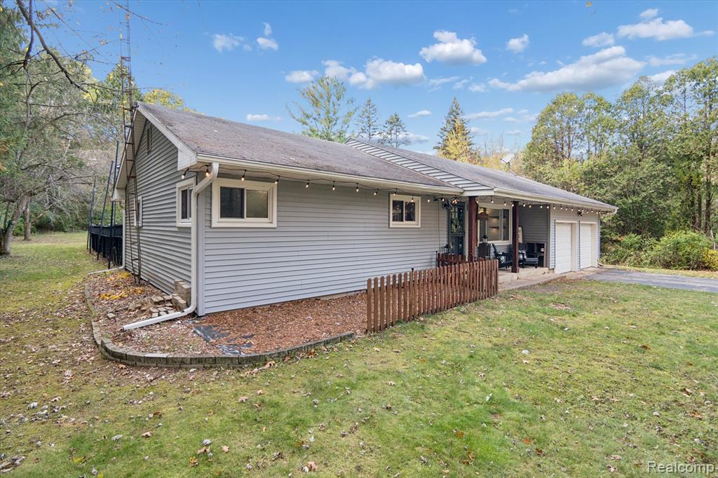 524 S Jackson Street, Hanover, MI 49241 — Photo 2