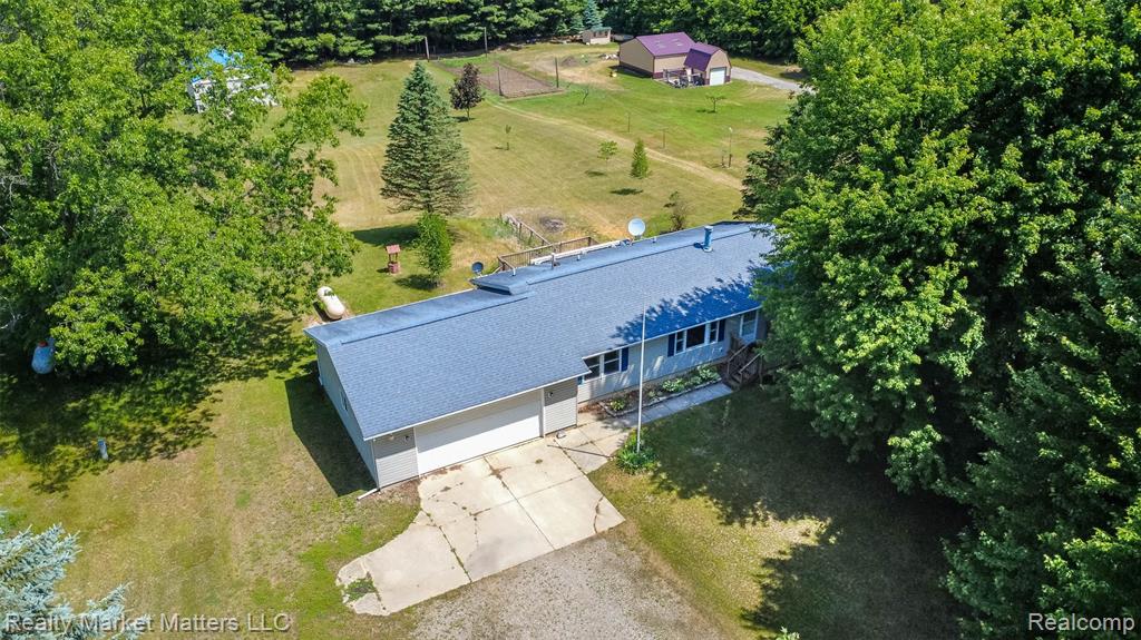 4951 Laur Road, North Branch, MI 48461 — Photo 30