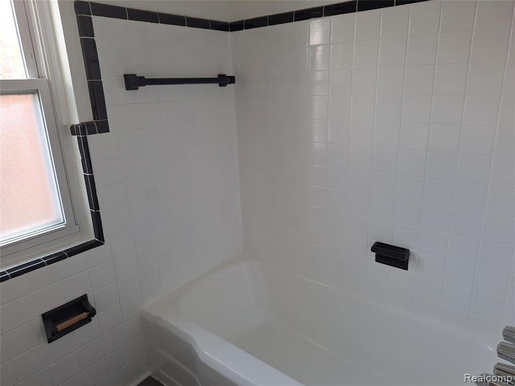 607 S Connecticut Street, Royal Oak, MI 48067 — Photo 10