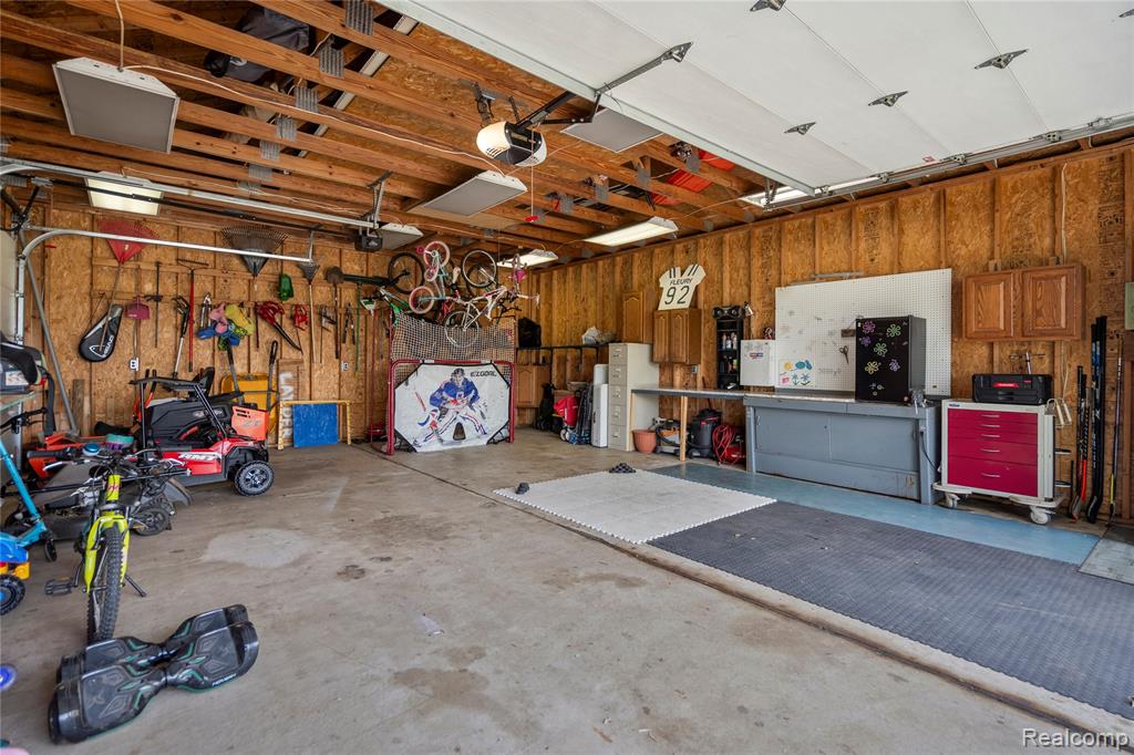 48425 Romeo Plank Road, Macomb, MI 48044 — Photo 26