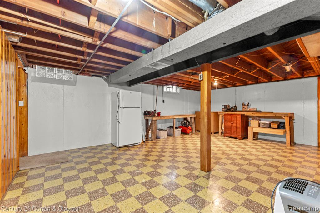 9768 Seavitt Drive, Allen Park, MI 48101 — Photo 19