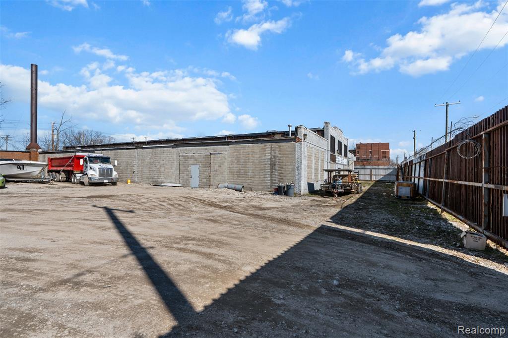 10371 NORTHLAWN Street, Detroit, MI 48204 — Photo 9