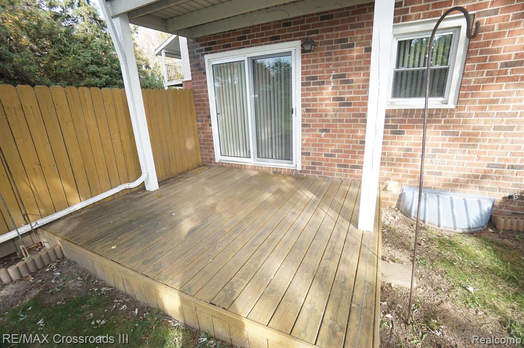 13378 N LAKE POINT Boulevard N, 2-4, Van Buren, MI 48111 — Photo 21