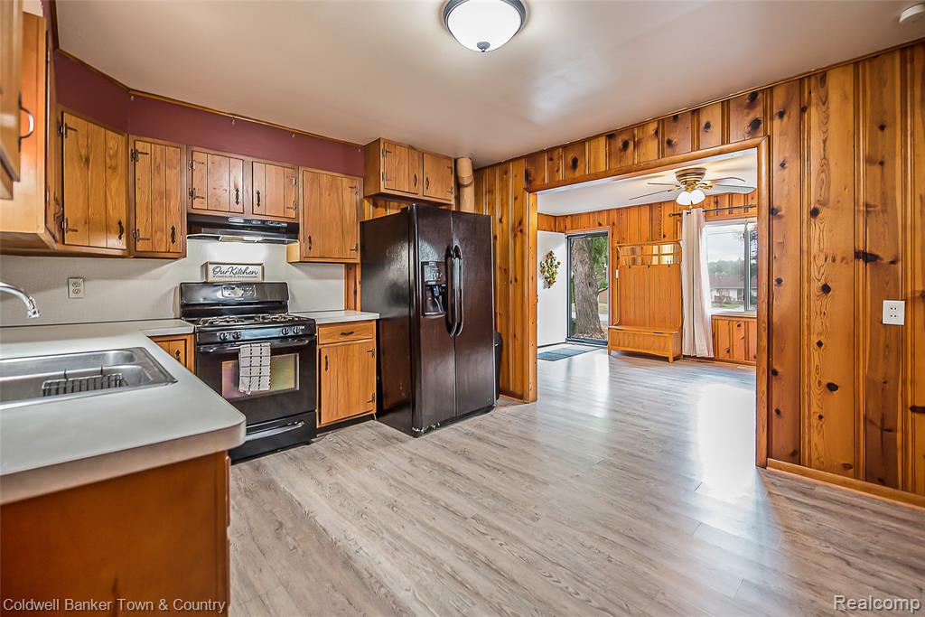 7565 Ore Lake Road, Brighton, MI 48116 — Photo 6