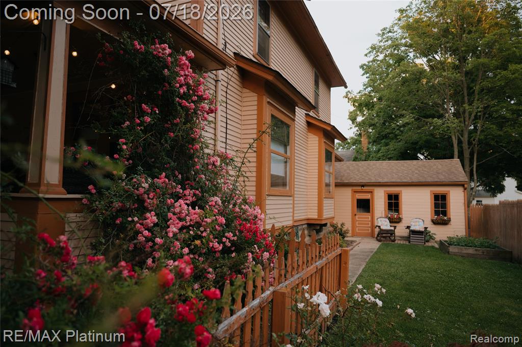 621 N Court Street, Howell, MI 48843 — Photo 70