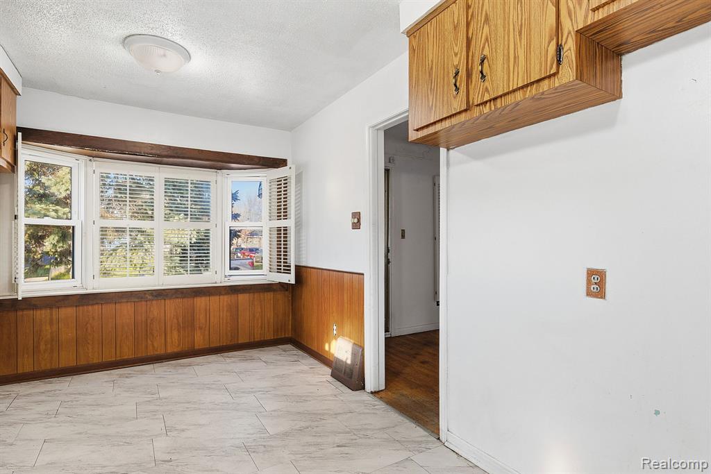 6000 Penrod Street, Detroit, MI 48228 — Photo 4